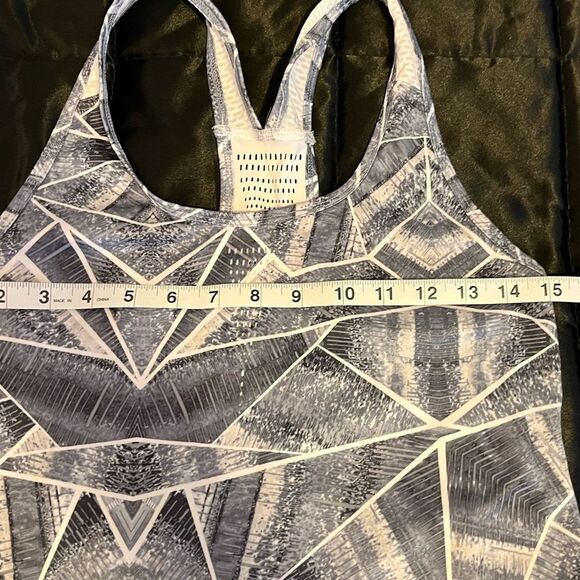C9 by Champion Gray Geometric Print Athletic Racerback Tank Size XS - Picture 7 of 7